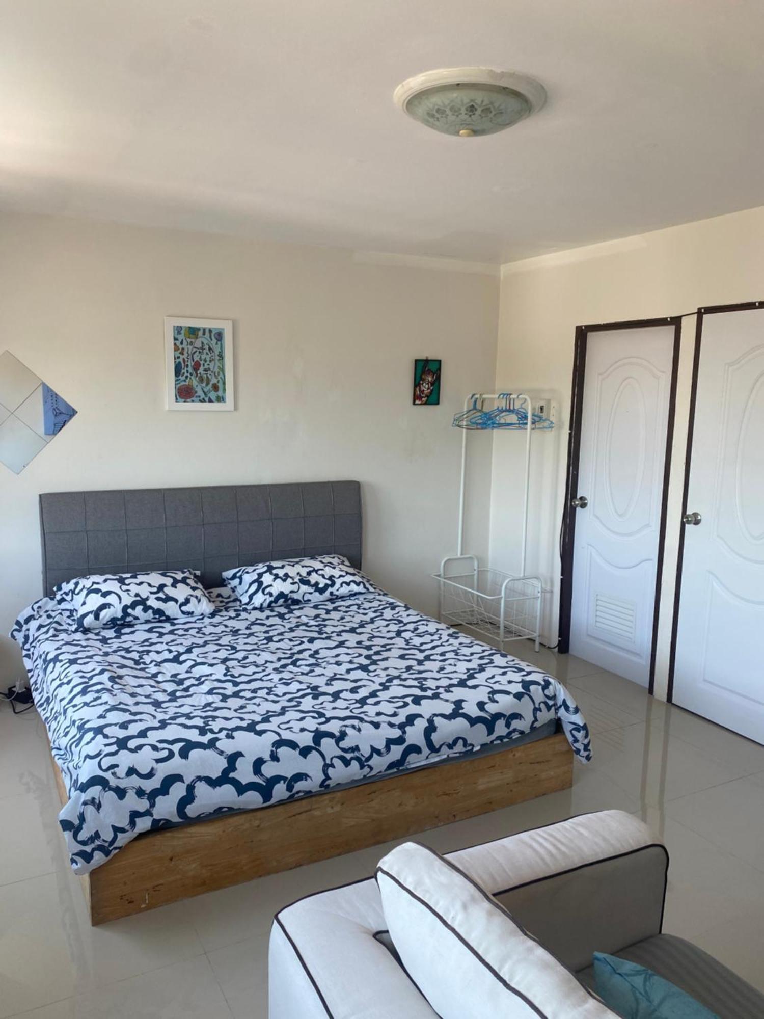 English Owned Homestay And Yoga Chalong Eksteriør bilde